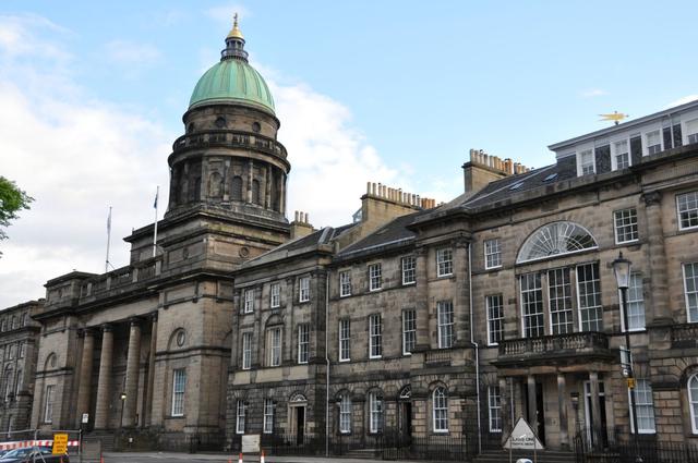 爱丁堡租房 英国留学在爱丁堡怎么找学生公寓