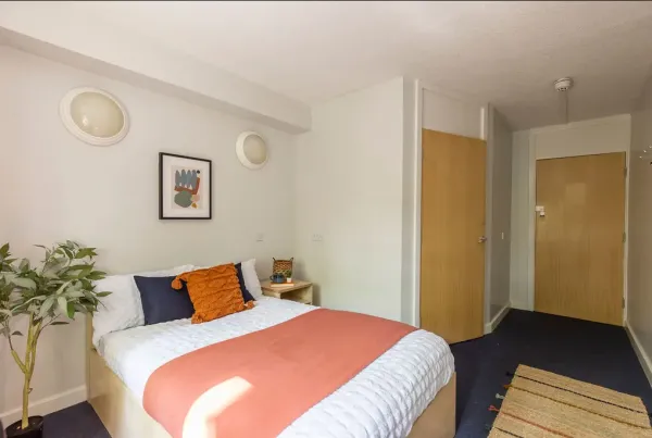 班戈大学租房推荐 班戈大学住宿一个月多少钱