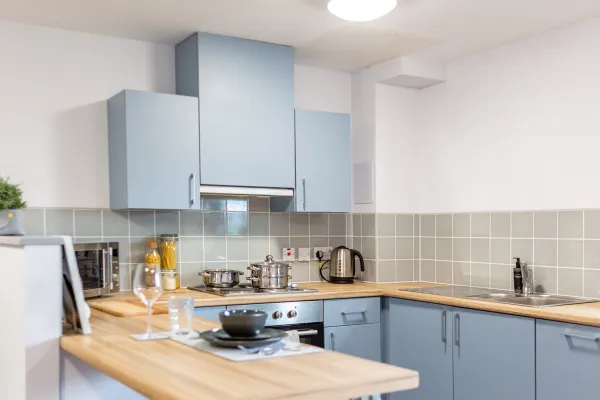 卡迪夫租公寓 英国留学在卡迪夫如何找学生公寓