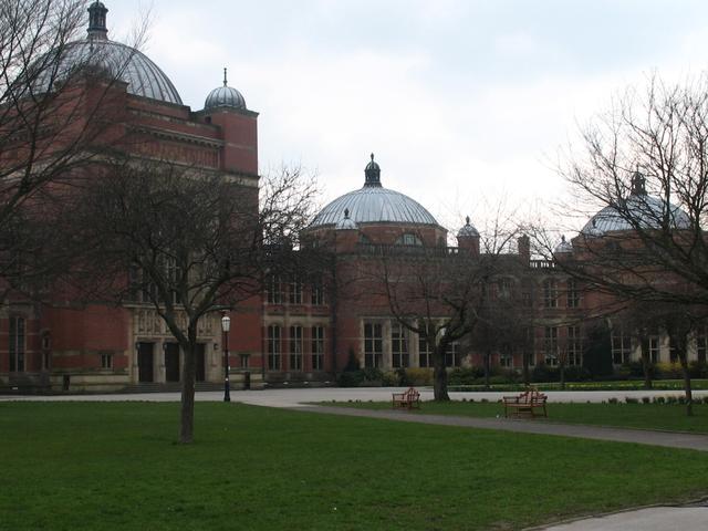 伯明翰留学生租公寓 伯明翰留学如何找房子