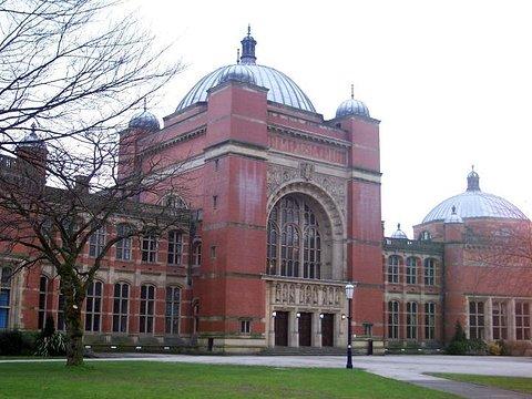 英国伯明翰留学生找房子 英国留学生在伯明翰怎么找公寓