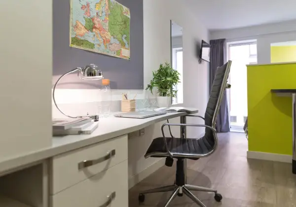 普利茅斯大学租房推荐 普利茅斯大学住宿贵吗