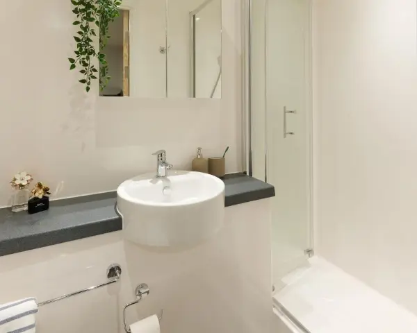 加拿大留学生在温哥华如何找房子 温哥华住宿价格