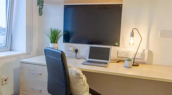 英国莱斯特大学学生公寓推荐 莱斯特大学学生公寓贵吗