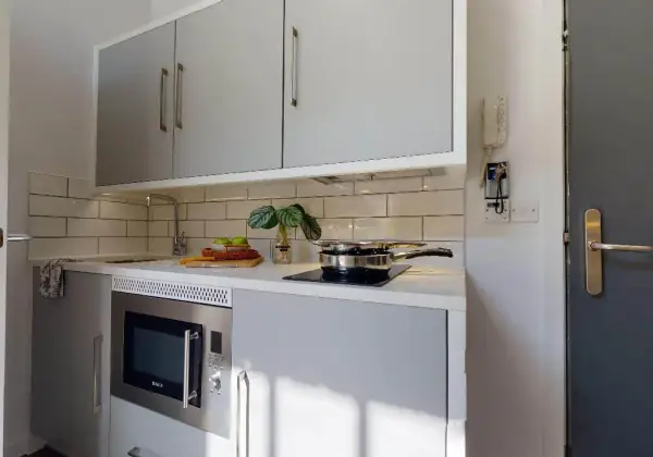 温哥华留学生住宿 加拿大留学在温哥华如何找学生公寓