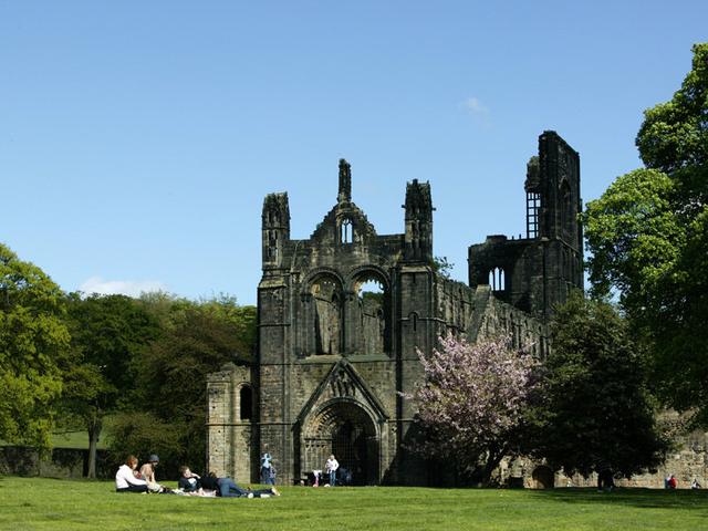 英国利兹留学生如何找房子 利兹学生公寓多少钱一周