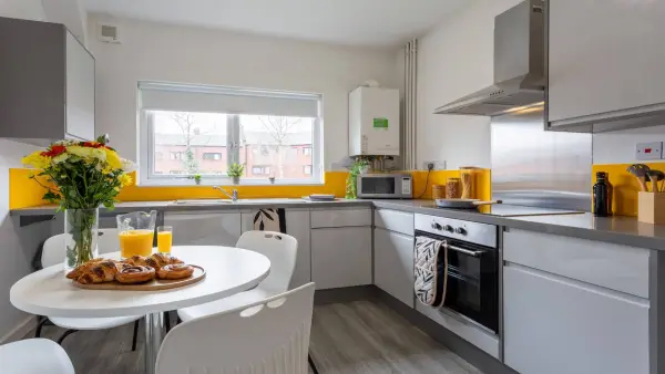 辅仁国际学校找房注意事项 辅仁国际学校学生公寓多少钱一周