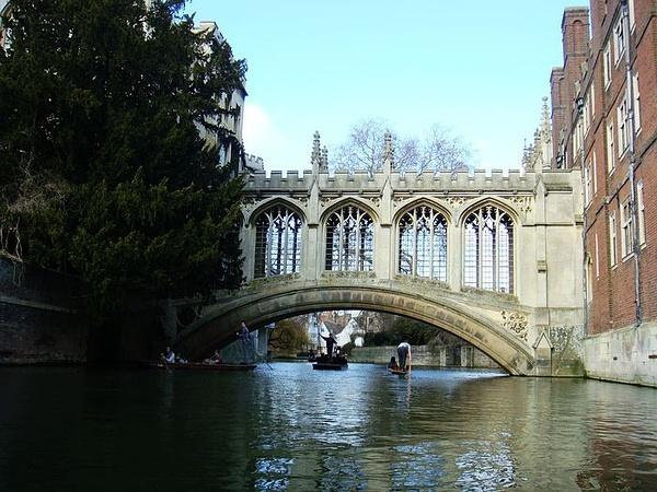 英国留学生在剑桥怎么租房子 剑桥住宿多少钱一周