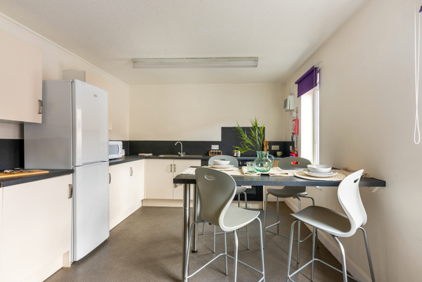 Furnished vs unfurnished student apartments in Cornwall,Cost of student accommodation near Cornwall tube stations