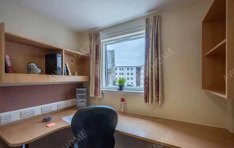 DundeeStudy Overseas Accommodation Booking