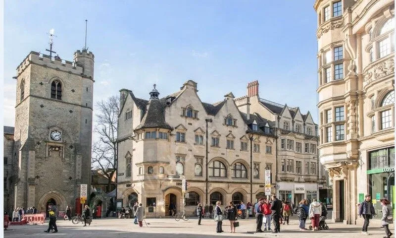 牛津单身公寓租房[单身公寓]Carfax Quarter – Oxford