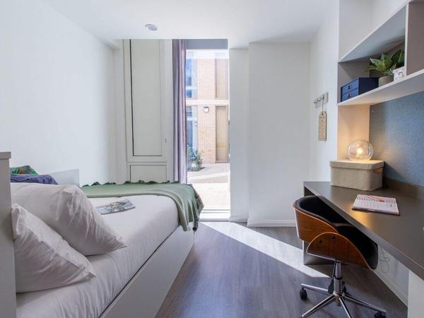 How to negotiate rent for student properties in Birmingham,Best areas for cheap student living in Birmingham