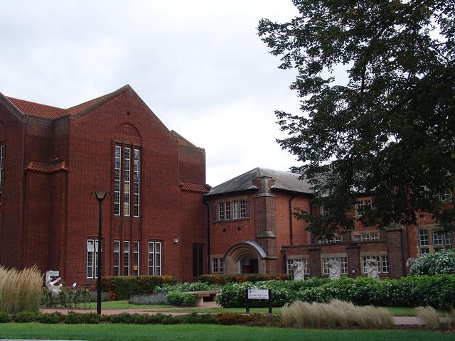 英国南安普顿找房子 英国南安普顿留学生如何租学生公寓
