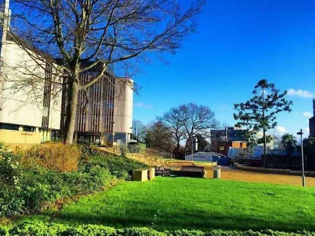英国南安普顿留学生住宿 英国留学在南安普顿如何租房子