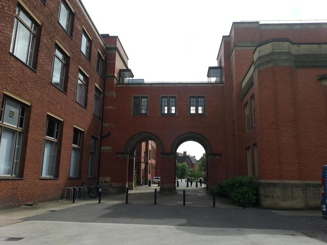 伯明翰城市大学附近学生公寓攻略 伯明翰城市大学学生公寓贵吗