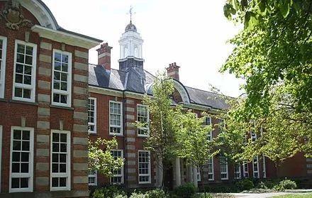 南安普顿留学如何找公寓 南安普顿住宿多少钱一周