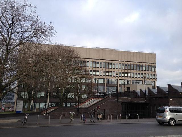 考文垂留学租房 英国留学生在考文垂怎么租学生公寓