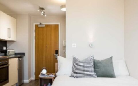 法尔奈斯庄园：历史与独特魅力的完美交汇