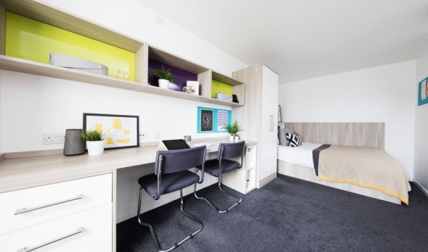 伦敦传媒学院地理位置：一座现代化传媒殿堂的理想位置