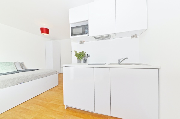 追寻伦敦传媒学院校友的时光