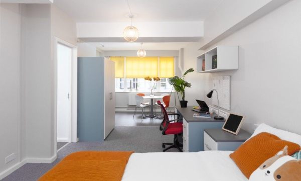 利物浦约翰摩尔斯大学英国排名 英国利物浦约翰摩尔斯大学学费