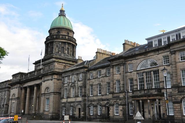 英国爱丁堡大学找房攻略 爱丁堡大学附近住宿贵吗