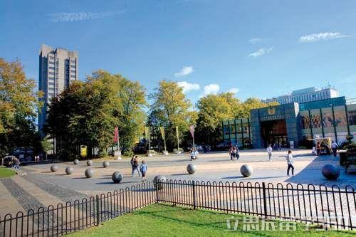 英国考文垂留学生怎么找房 考文垂学生公寓多少钱一个月