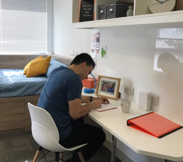 卡迪夫城市大学中国承认吗 英国卡迪夫城市大学