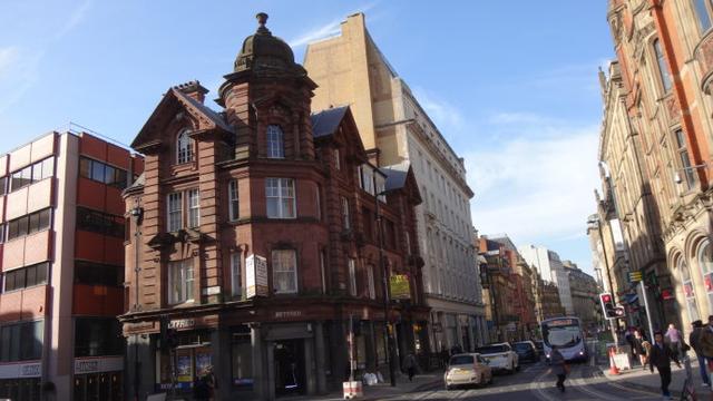 英国留学生在曼彻斯特如何找房 曼彻斯特住宿费用
