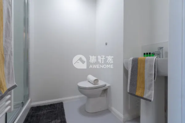 卡迪夫城市大学学费 英国卡迪夫城市大学